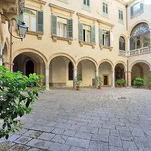 https://palazzo-mazzarino-my-extra-home.palermohotels.org